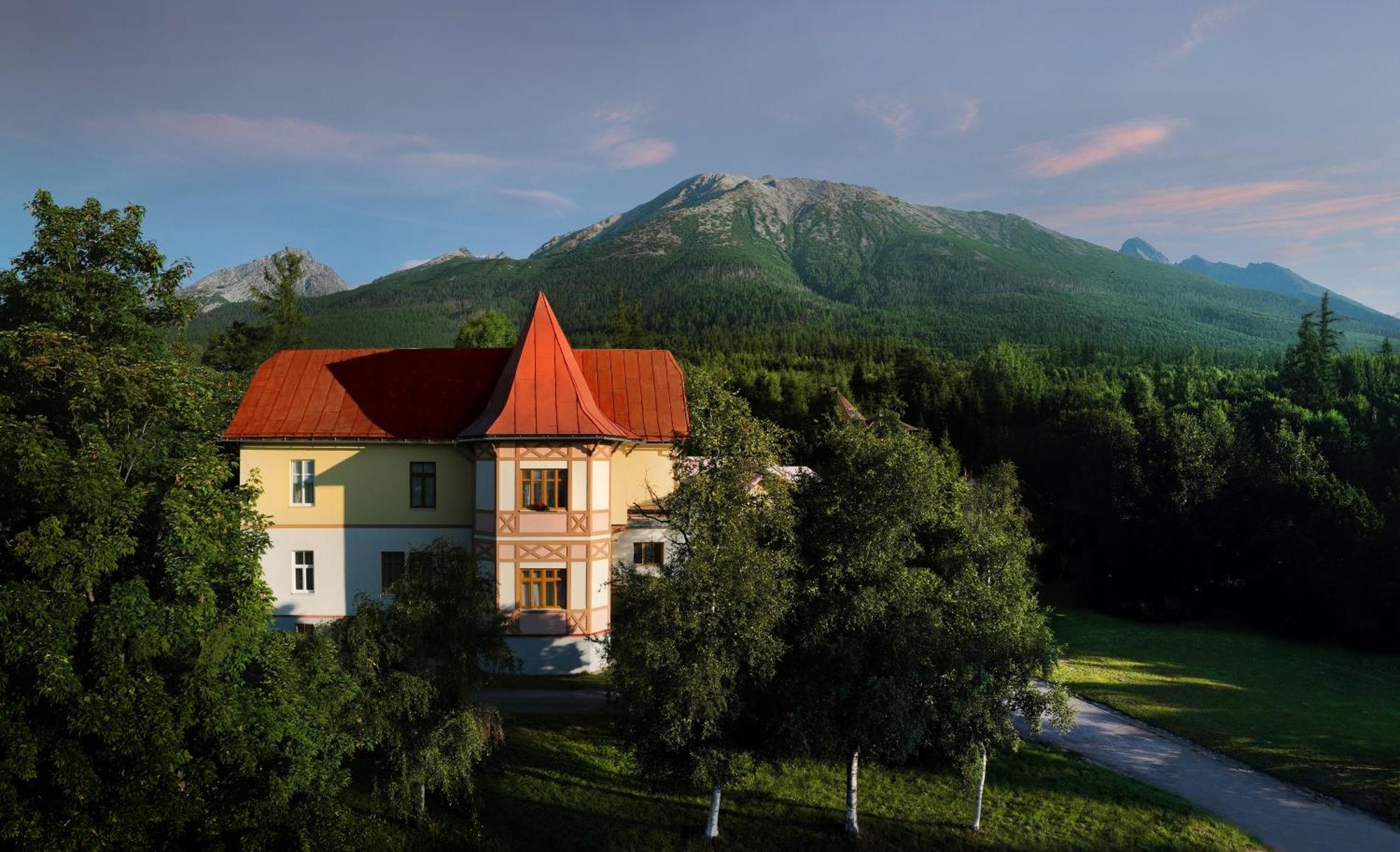 Apartmany Pavilon D - Budget, Classic, Family - Novy Smokovec - High Tatras Vysoké Tatry Dış mekan fotoğraf
