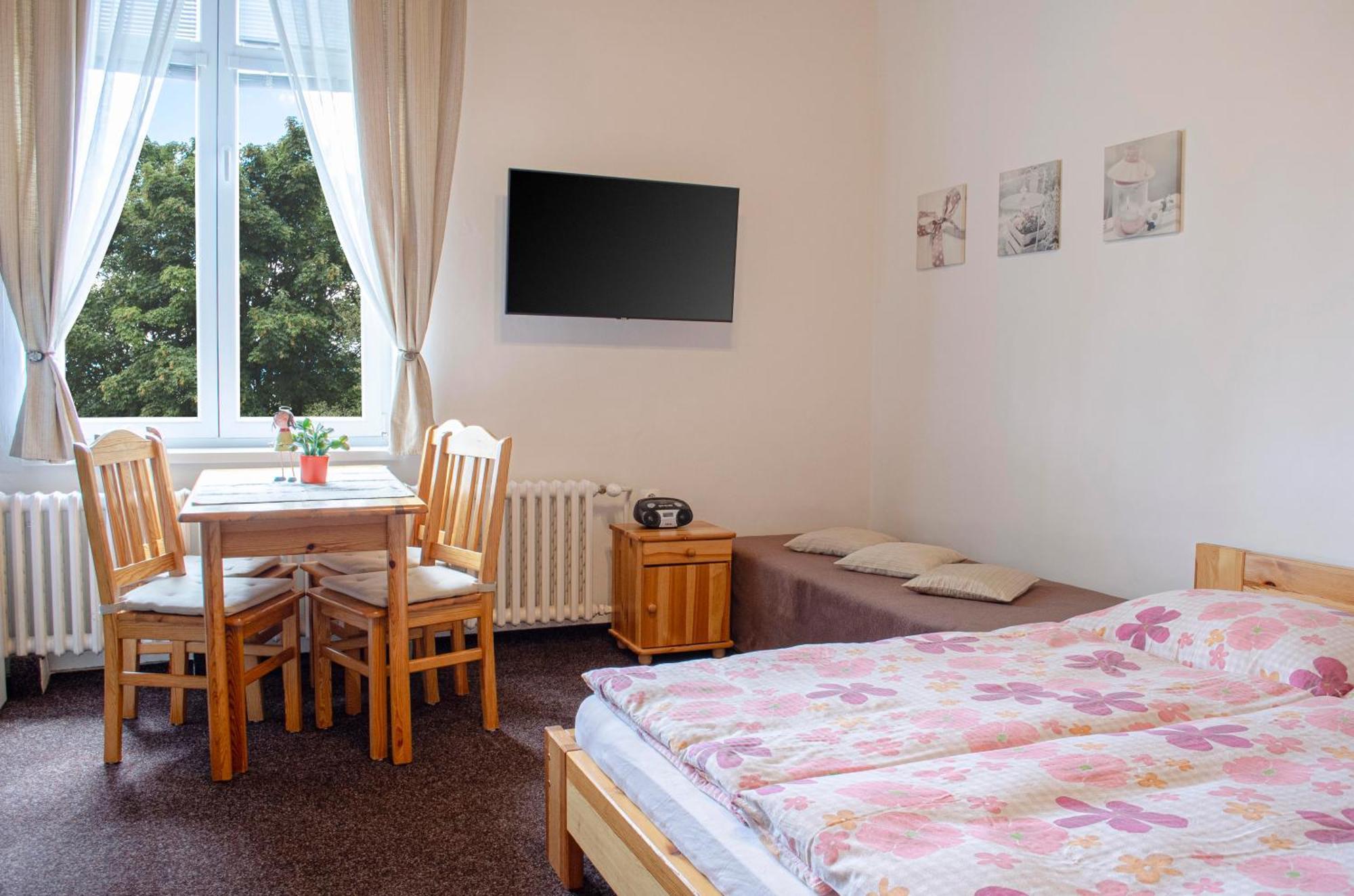 Apartmany Pavilon D - Budget, Classic, Family - Novy Smokovec - High Tatras Vysoké Tatry Dış mekan fotoğraf