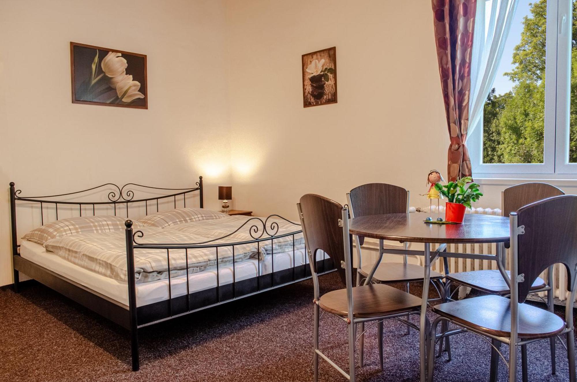 Apartmany Pavilon D - Budget, Classic, Family - Novy Smokovec - High Tatras Vysoké Tatry Dış mekan fotoğraf